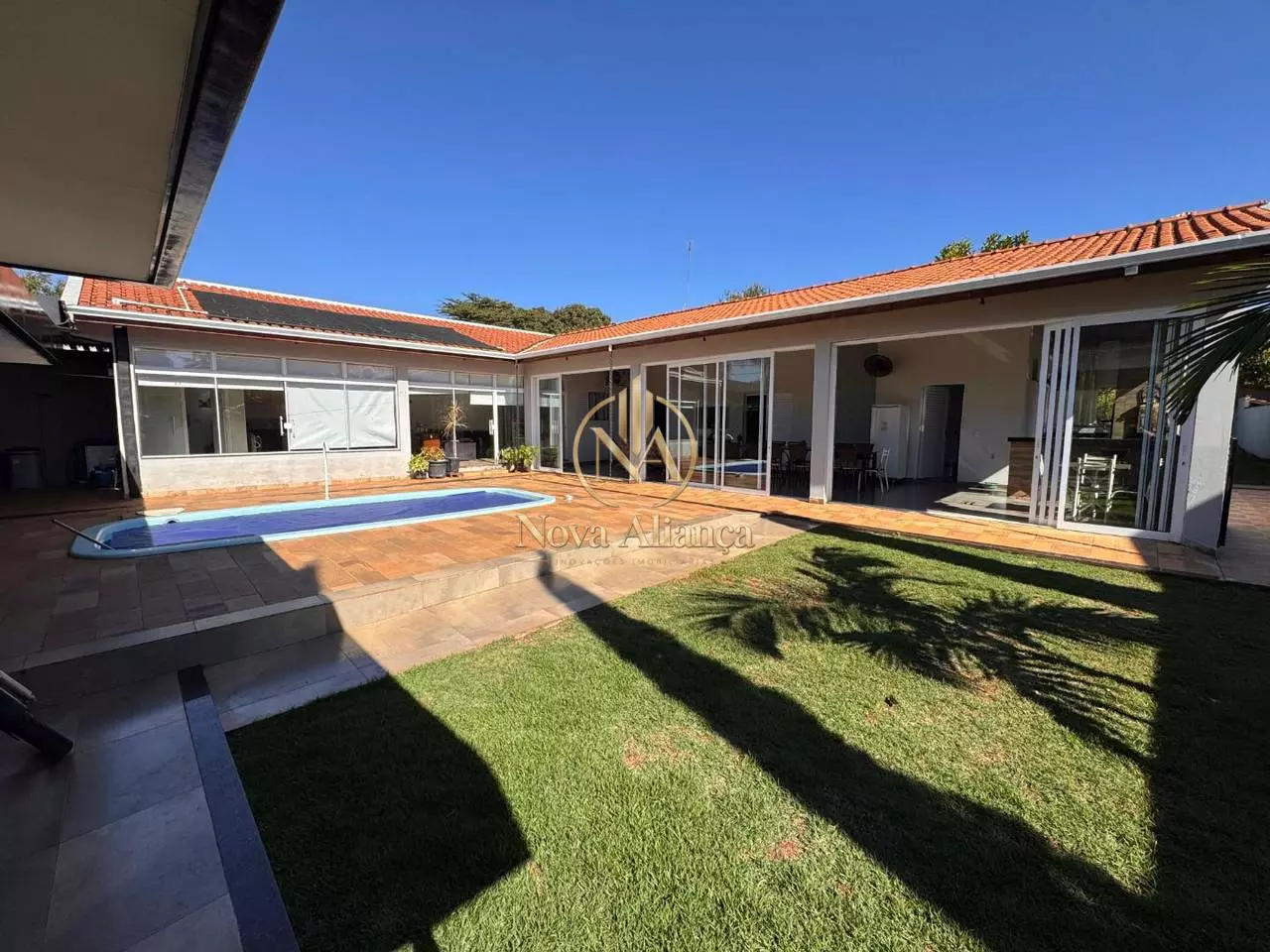 Casa com piscina em terreno de 1.000 m² no Condomínio Primavera à Jaú/SP