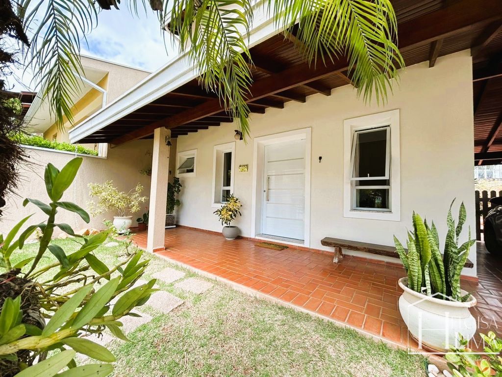 Casa com 3 quartos e planta integrada no Condomínio Grape Village à Vinhedo/SP