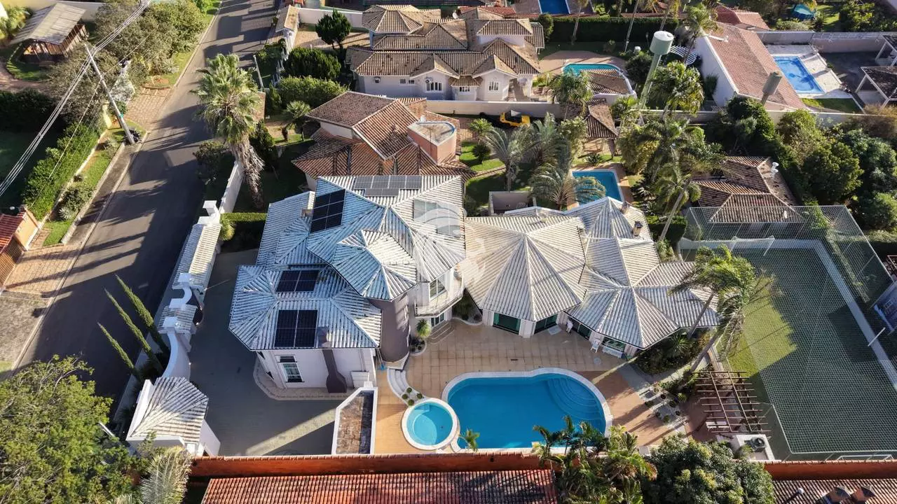Casa de 450 m² em terreno de 1.000 m² no Terras de Itaici em Indaiatuba/SP